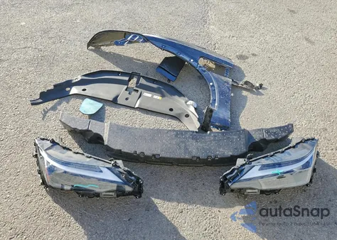 2024 Lexus Rz 300E z USA, uszkodzony, nr VIN JTJABABB2RA000685